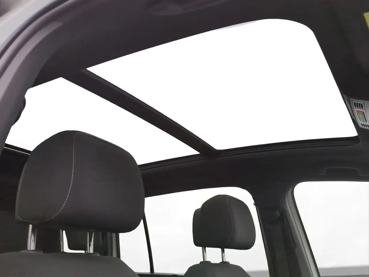 Volkswagen Touran 1,5 TSI Highline StHz Navi AHK Pano Kamer, миниатюра 11