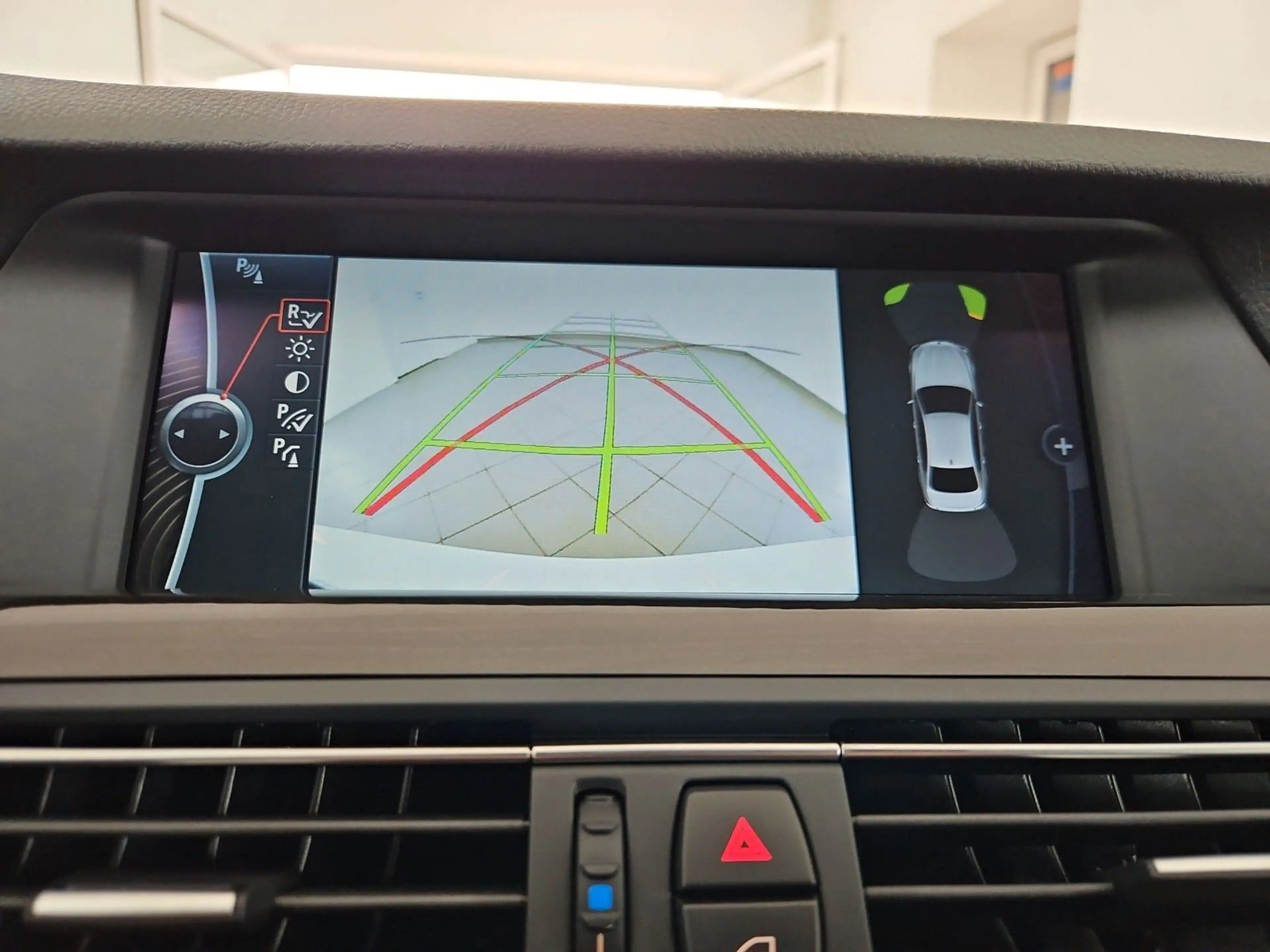 BMW 535 i Lim M-Paket MEM*SHZ*NAV*CAM*S-DACH*PDC*ROLL — photo 12