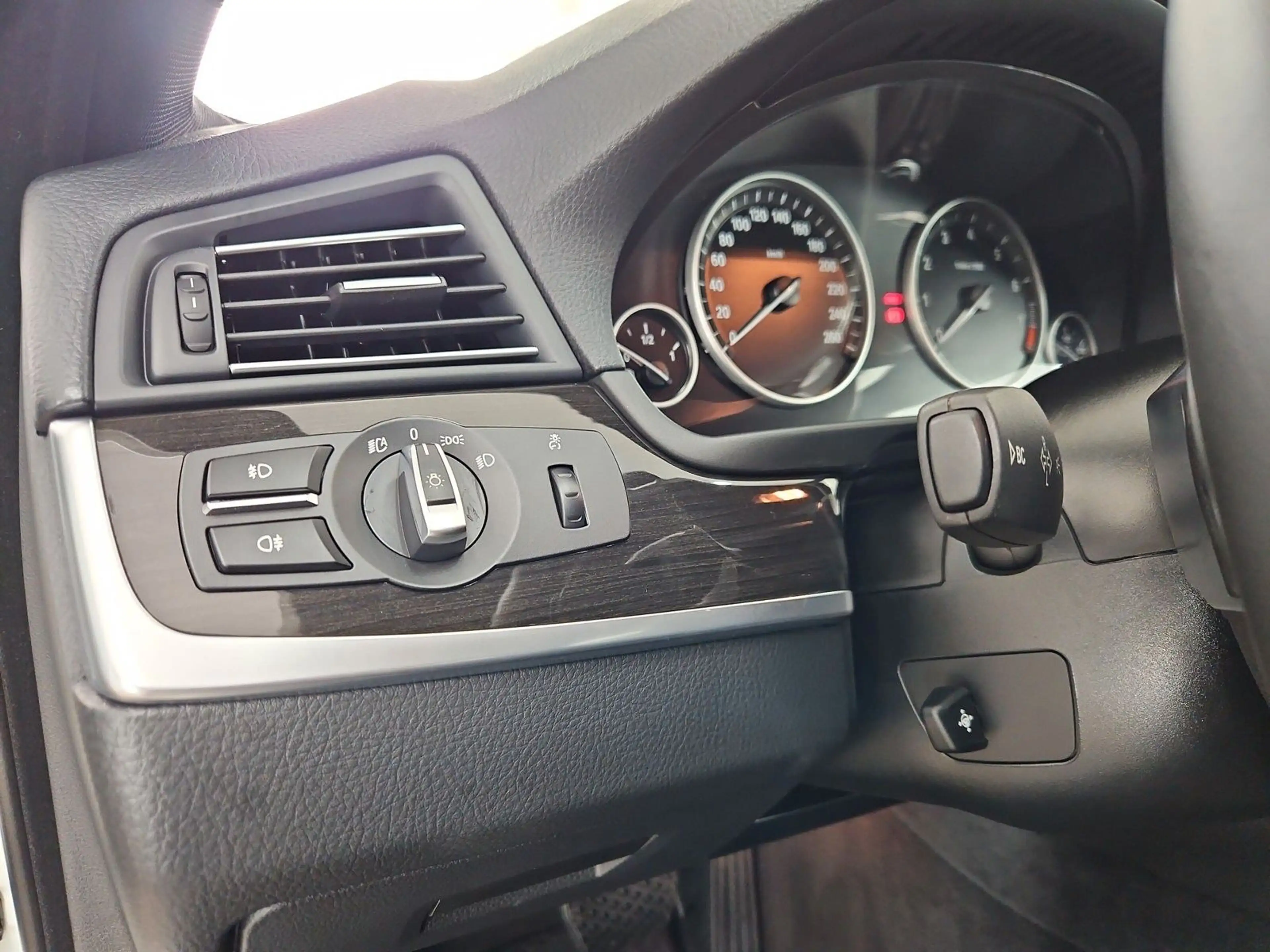 BMW 535 i Lim M-Paket MEM*SHZ*NAV*CAM*S-DACH*PDC*ROLL — photo 14
