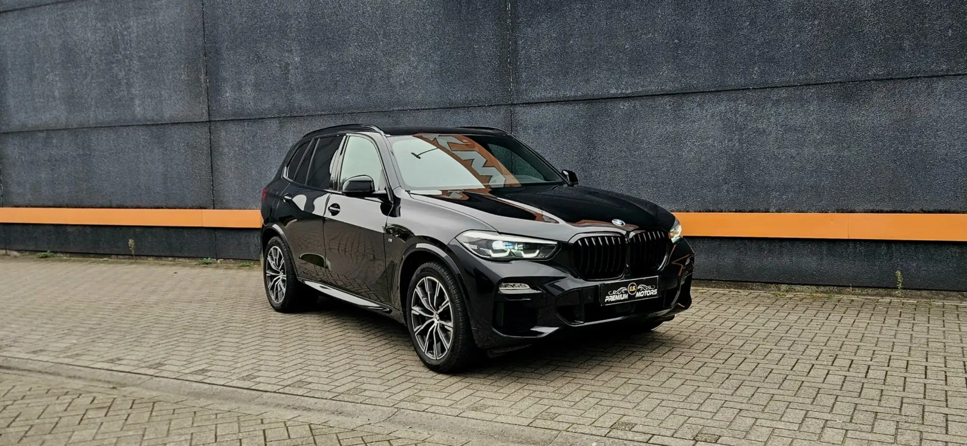 BMW X5 xDrive45e M PACK/LEDER/LED/360 CAM/*PERFECTE STAAT Noir - 1