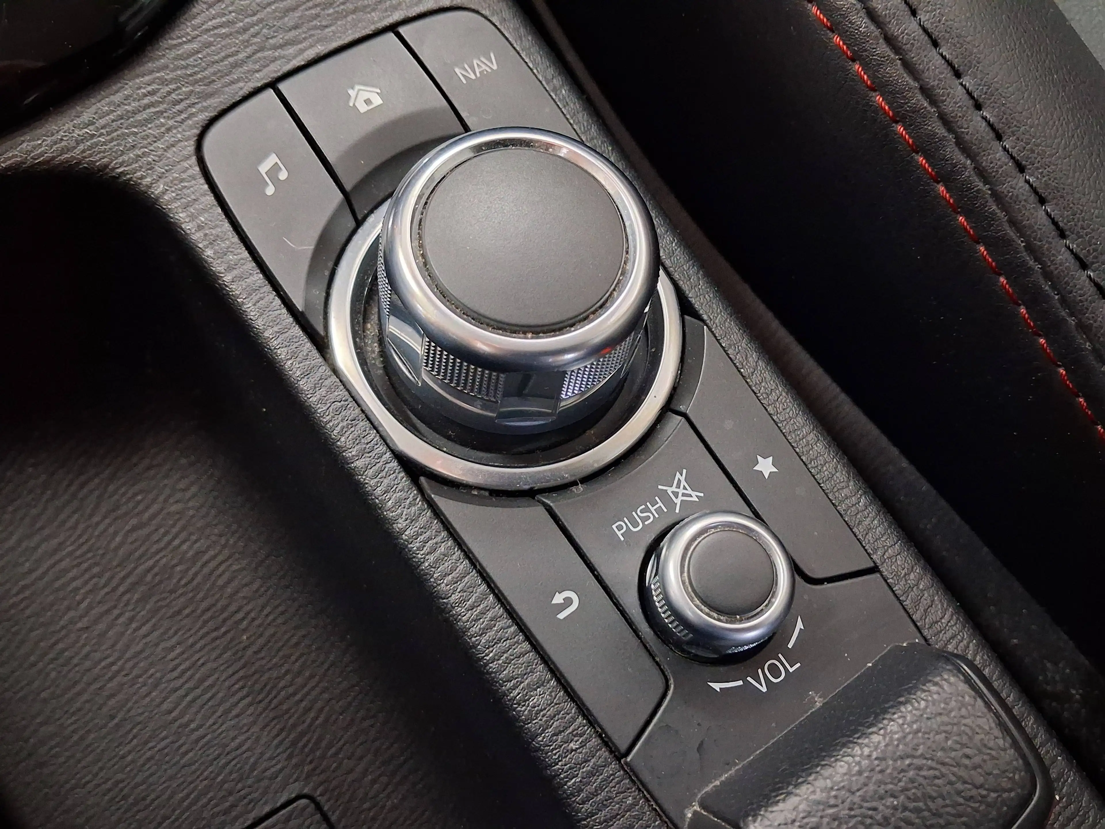 Mazda CX-3 CX-3 1.5 SKYACTIV-D 2WD Pure Edition / 1 ERE MAIN / SUPER EQUIPEE / GARANTIE — photo 13