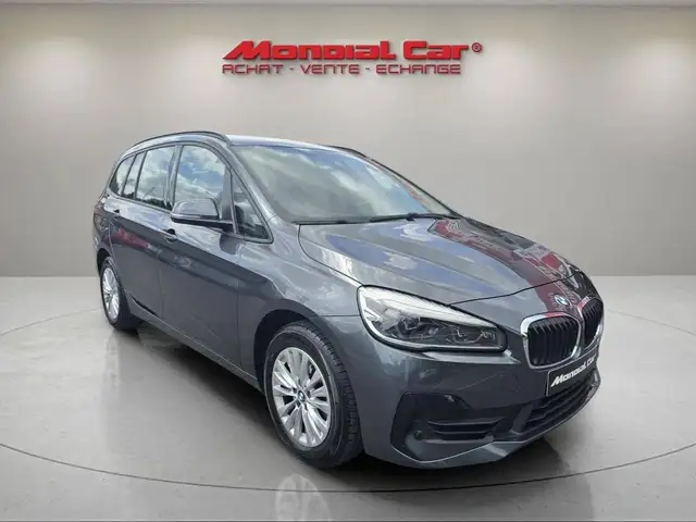 BMW 2 Series view 8