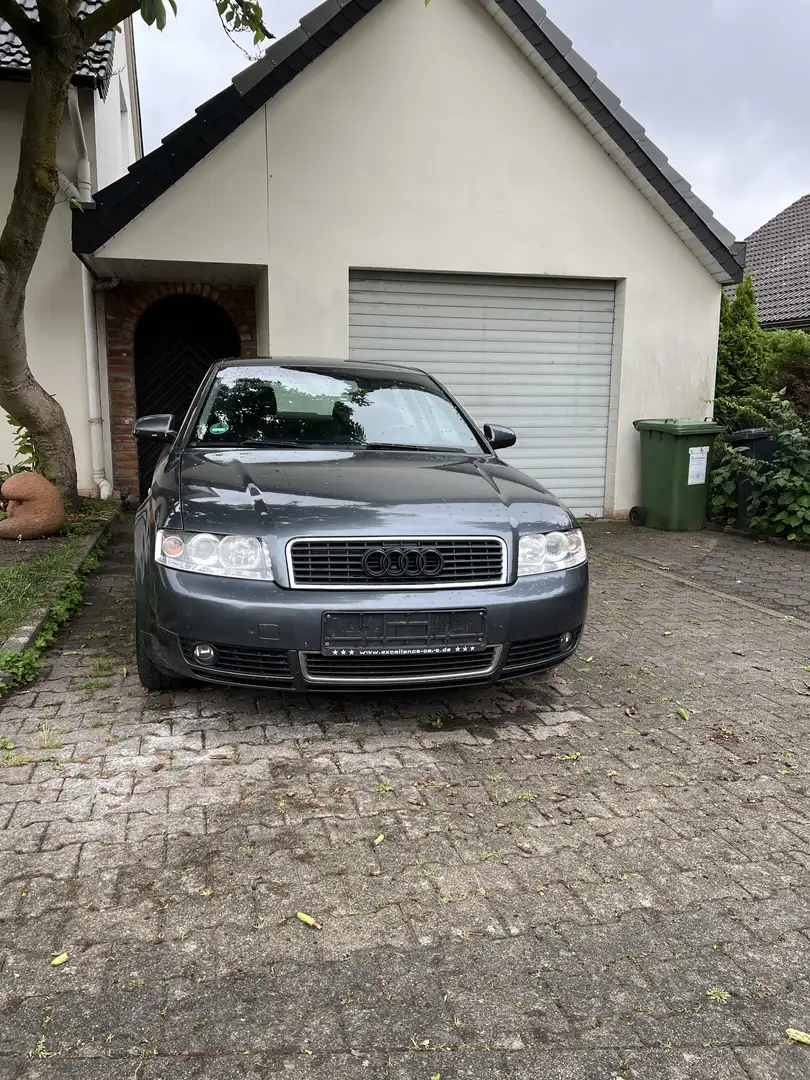 Audi A4 B6 1.6 - 1