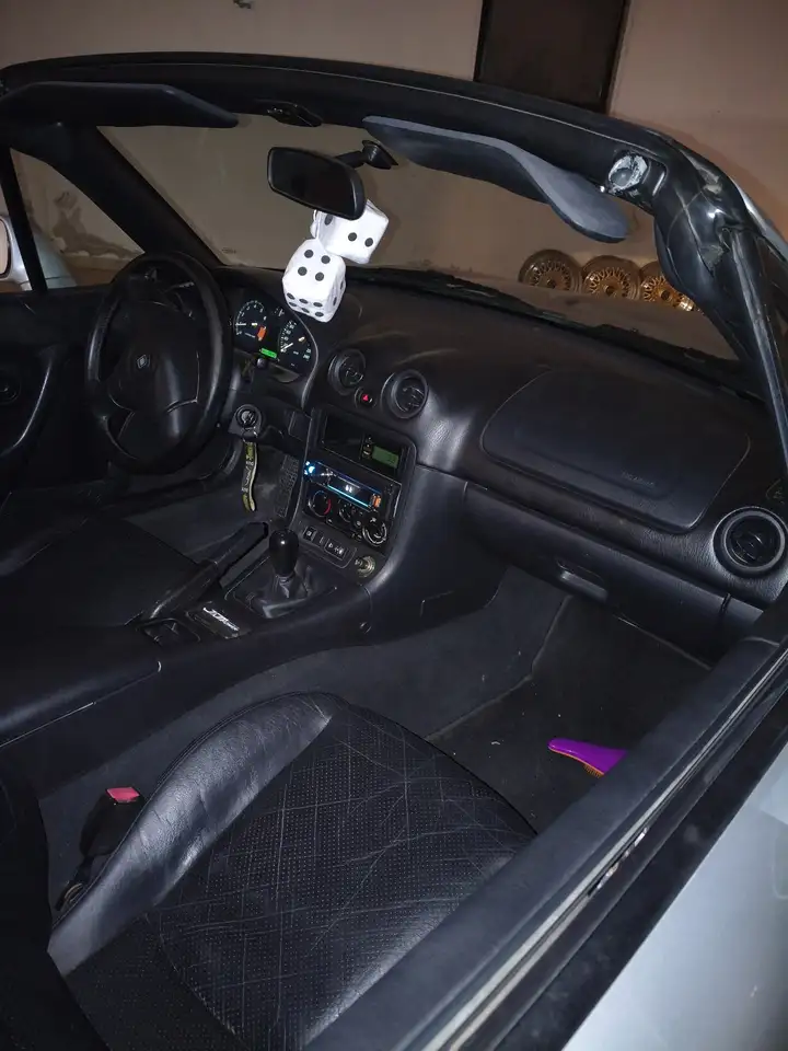 Mazda MX-5 1.6i 16v, foto 3