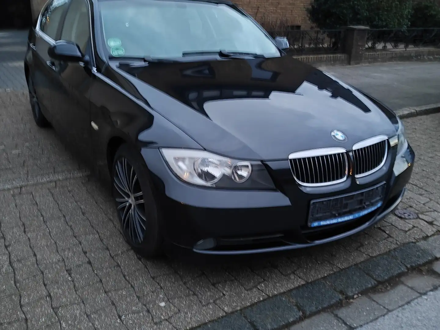 BMW 325 325i Aut. Noir - 2