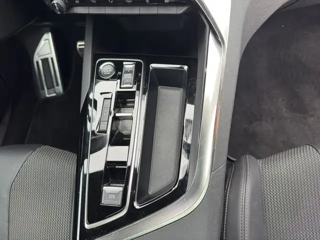 Peugeot 3008 view 13