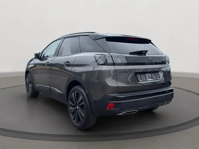 Peugeot 3008 view 3