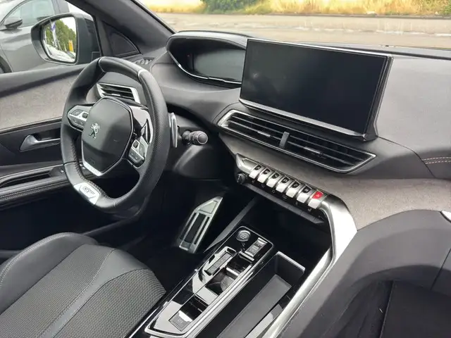 Peugeot 3008 view 12
