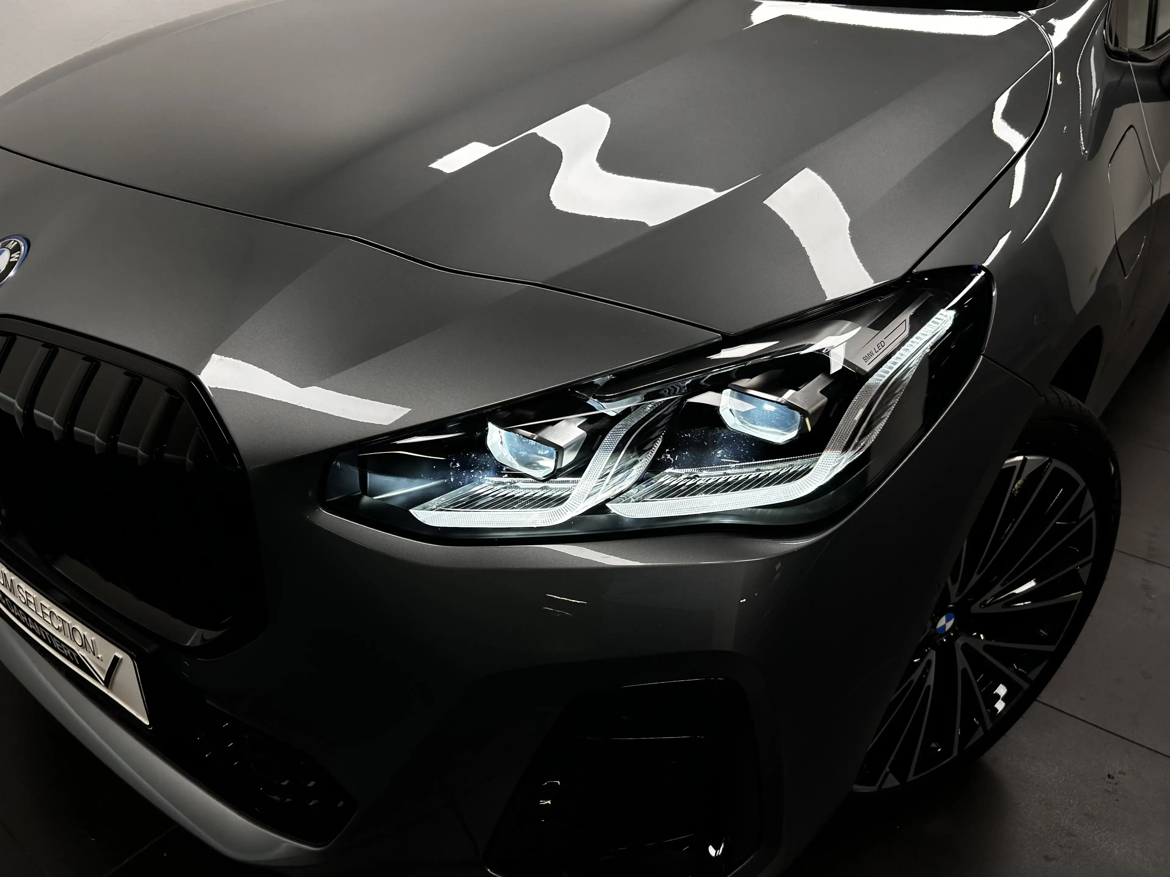 BMW 230 e xDrive Active Tourer — photo 8