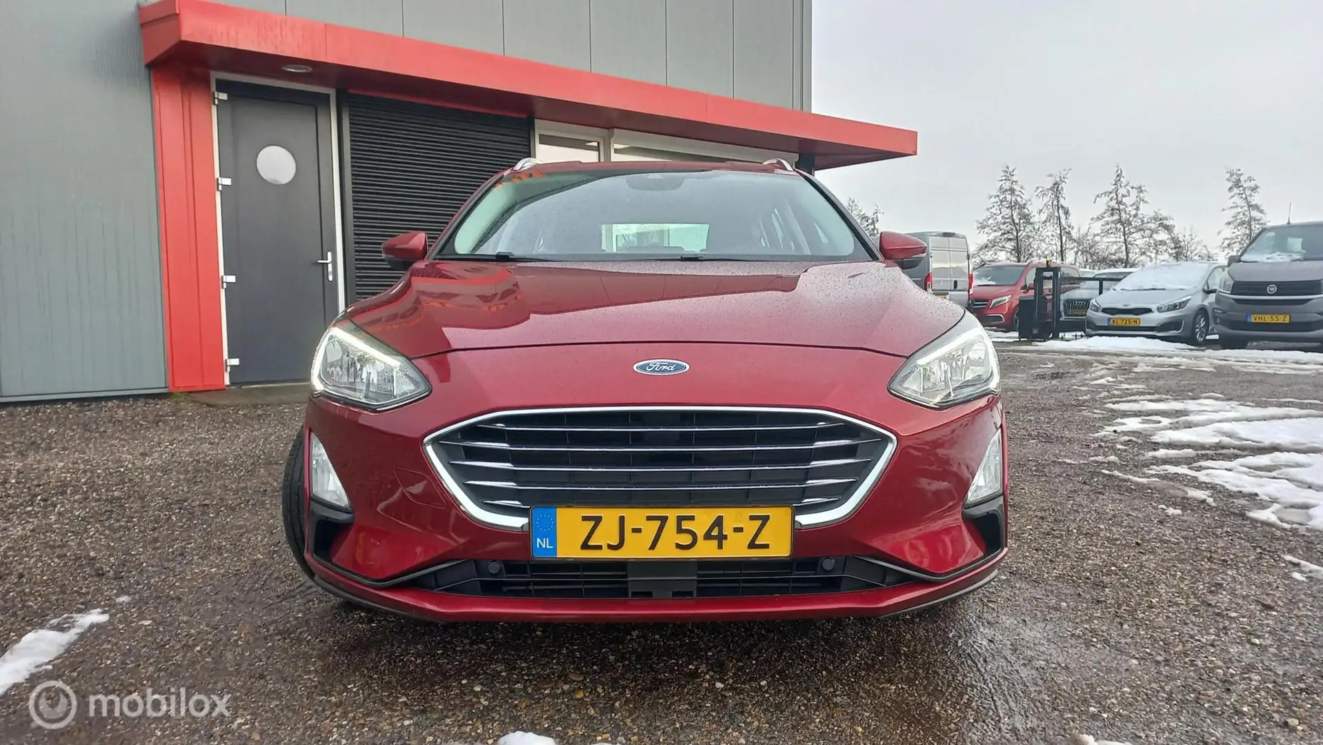 Ford Focus Wagon 1.0 EcoBoost Titanium Business Rot - 2