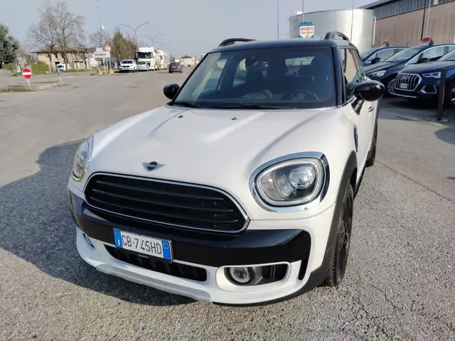 MINI Cooper D Countryman Mini Countryman F60 2017 2.0 Baker Street my20