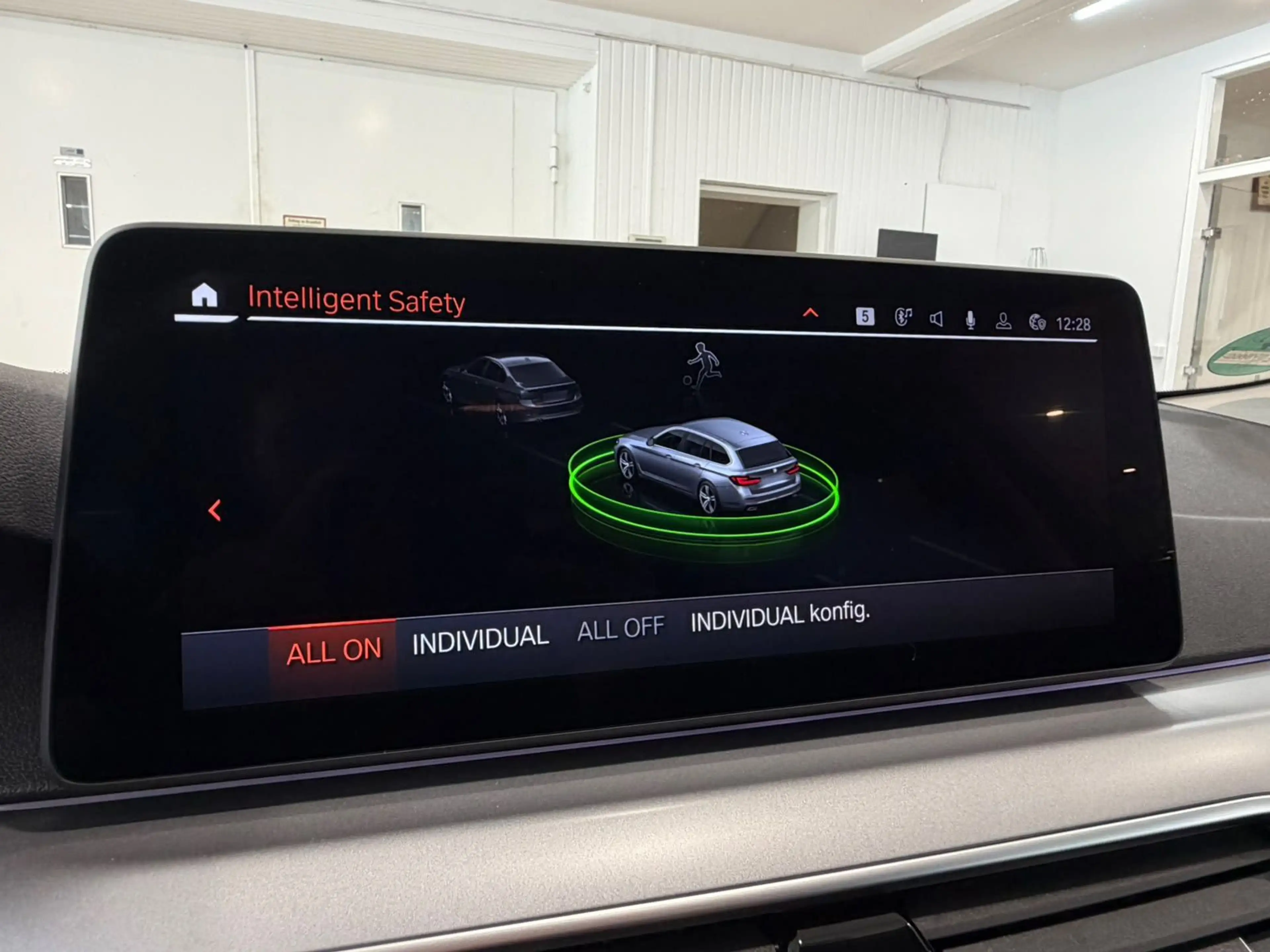 BMW 520 d Touring Business Paket*Ambiente*LED*KeyLess — photo 28