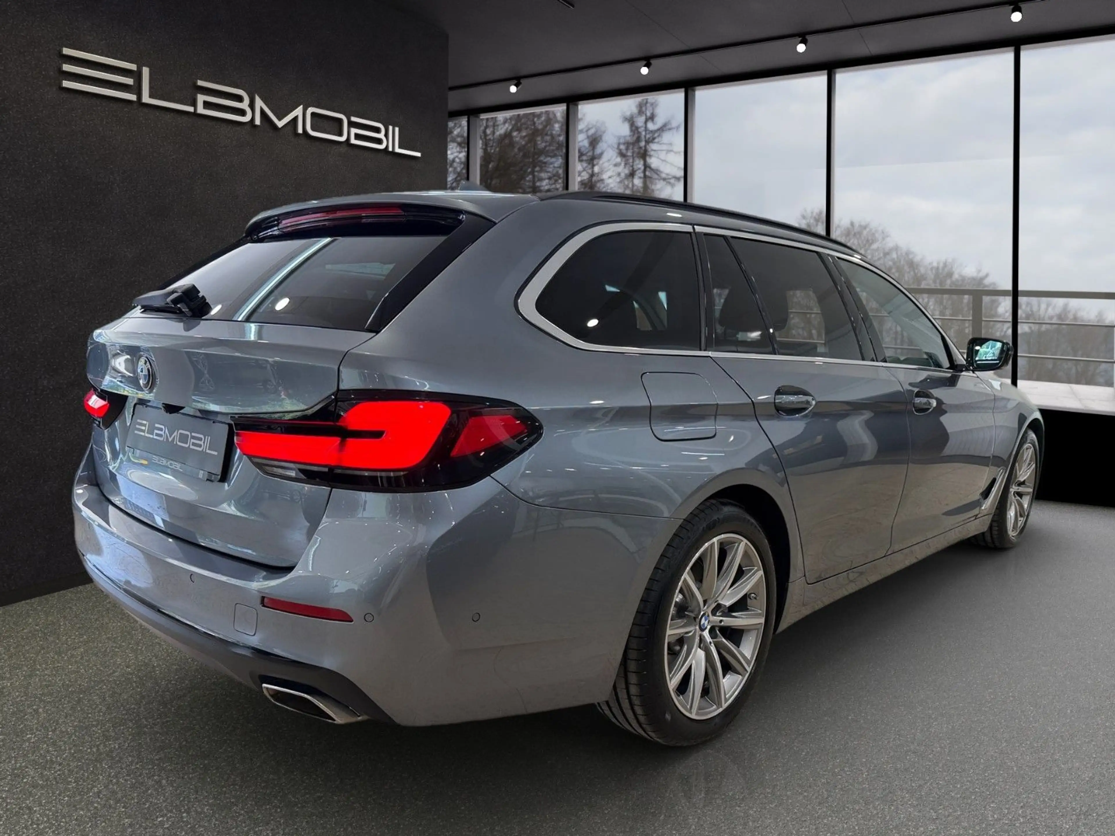 BMW 520 d Touring Business Paket*Ambiente*LED*KeyLess — photo 6