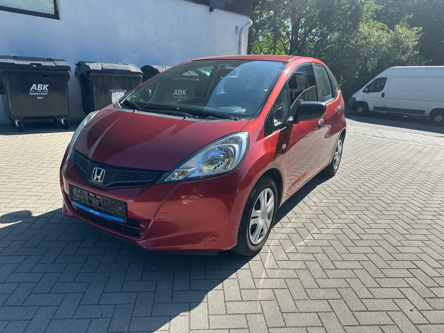 Honda Jazz 1.2 S / Tüv Neu / klima Rot - 1