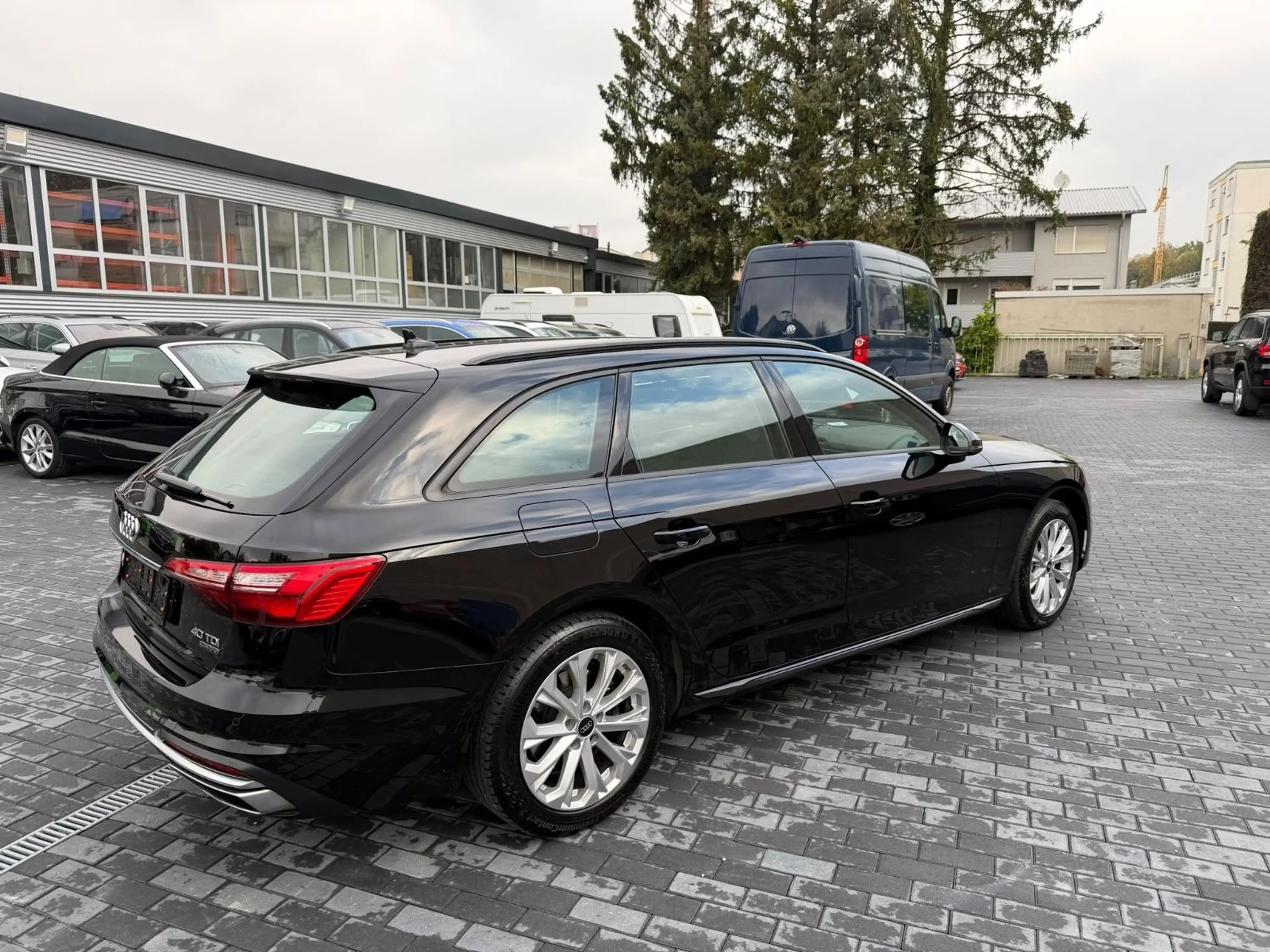 Audi A4 Avant40 TDI quattro Advanced*LED*KAM*NAVI*AHK — photo 4
