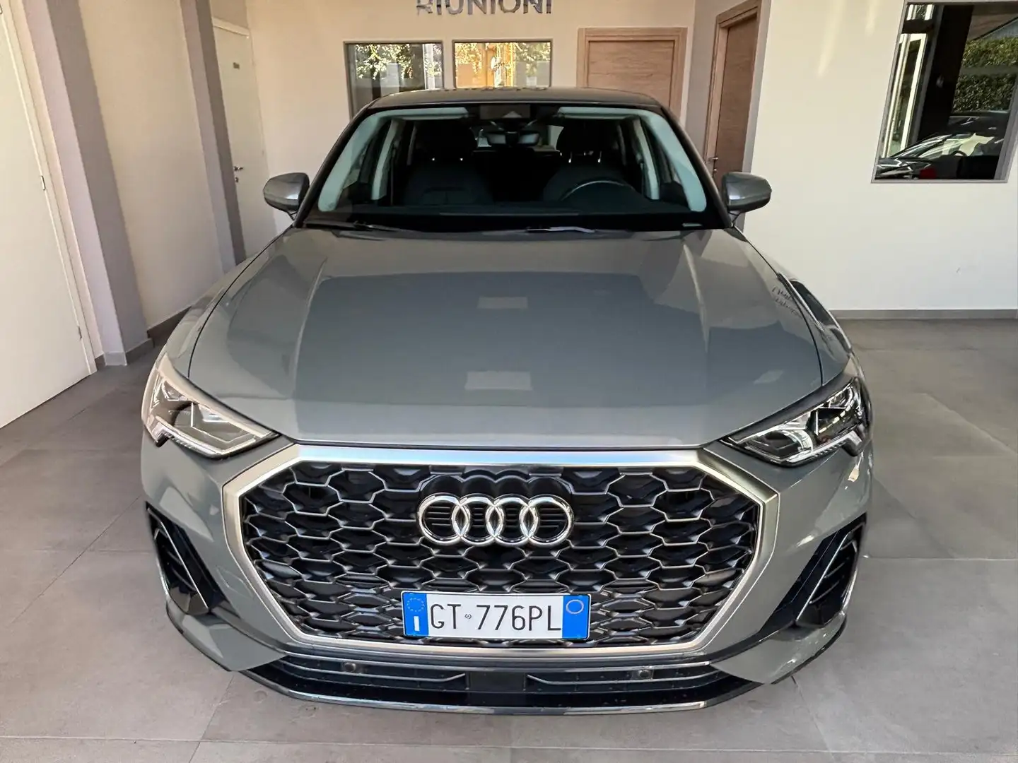 Audi Q3 Q3 I2019 Sportback35 2.0tdi IdentityBlack s-tronic Grigio - 1
