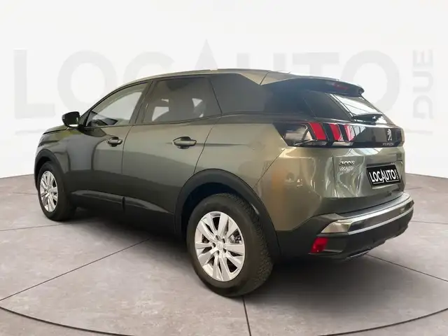 Peugeot 3008 view 5