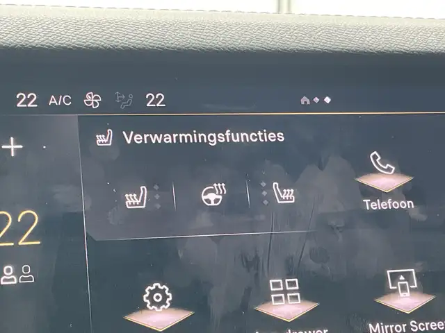 DS Automobiles DS 4 view 5