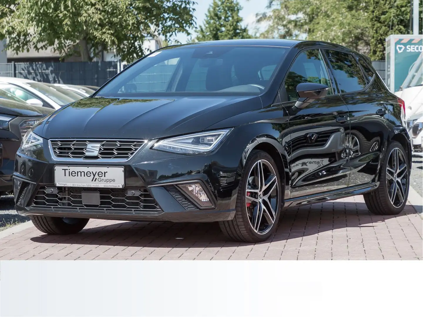 SEAT Ibiza 1.5 TSI DSG FR LINE KAMERA beats PANO LM18 Schwarz - 2