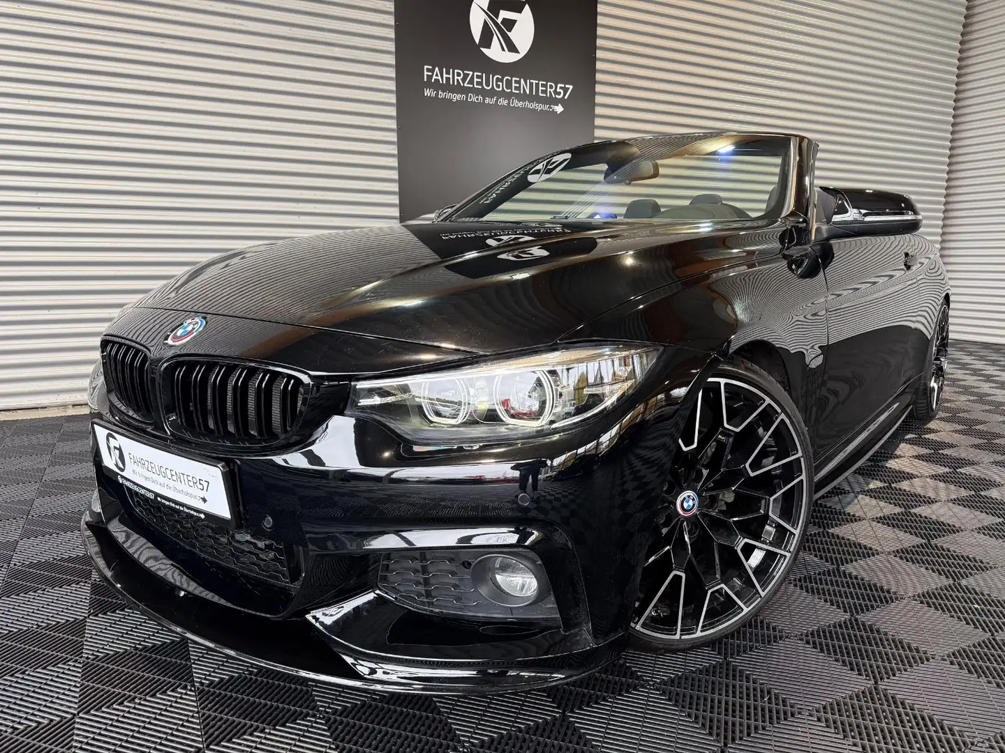 BMW 430 i Cabrio M-PERFORMANCE/H&K/LED/CARPLAY Schwarz - 1