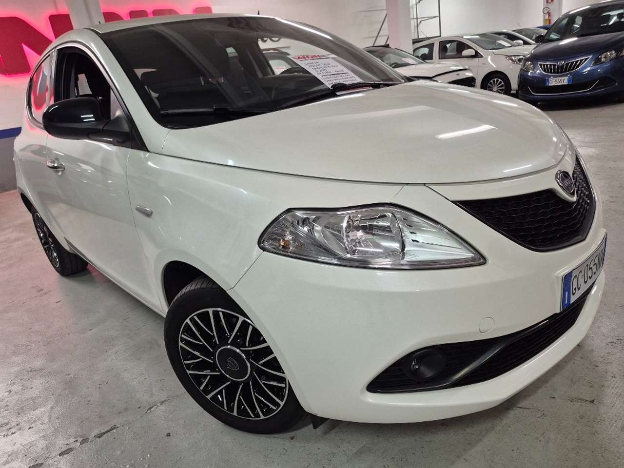 Lancia Ypsilon 1.0 hybrid 70CV "GOLD" SOLO 13.000KM! BIANCO PERLA