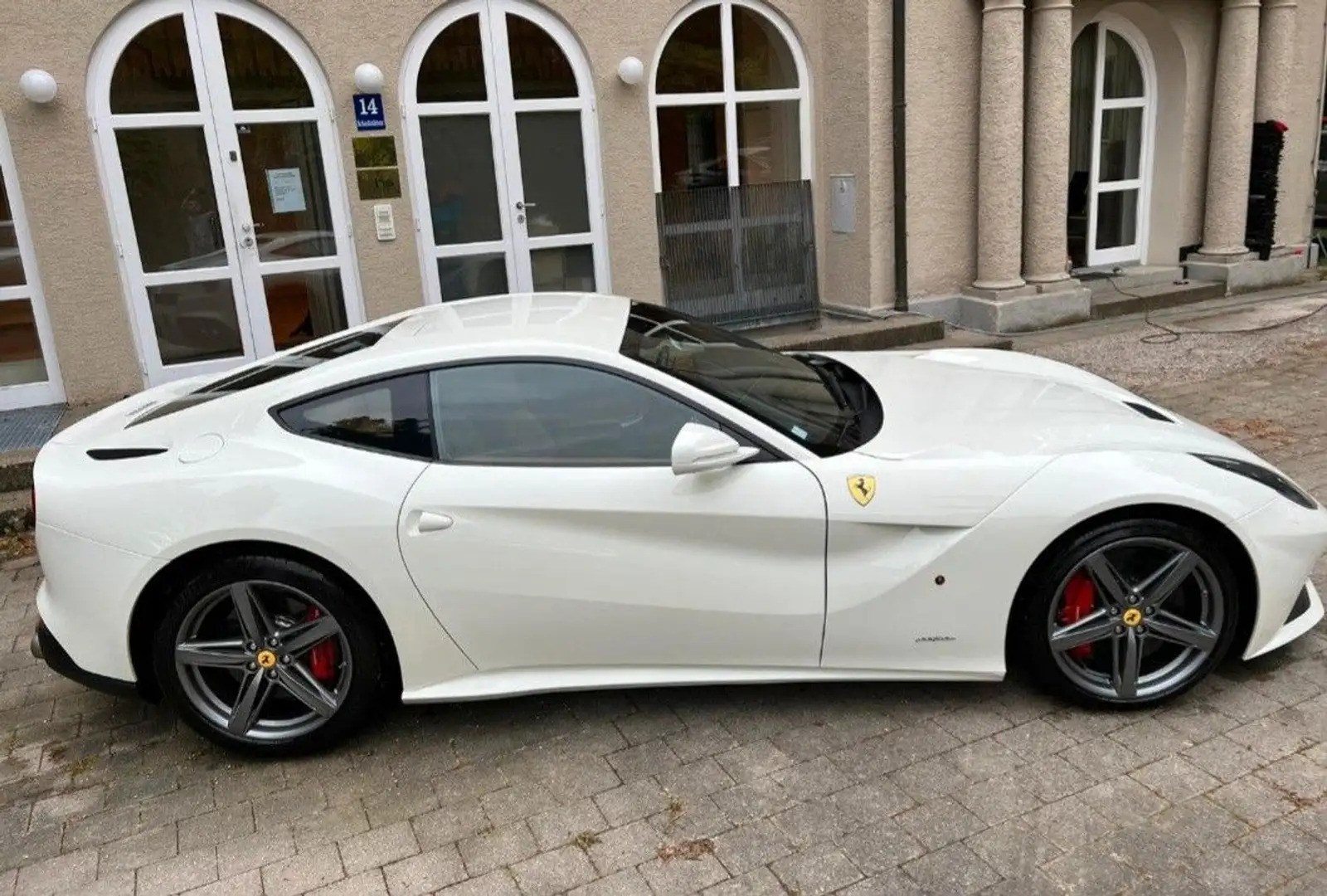 Ferrari F12 Berlinetta 20 Zoll -Scuderia-Service NEU! Alb - 1