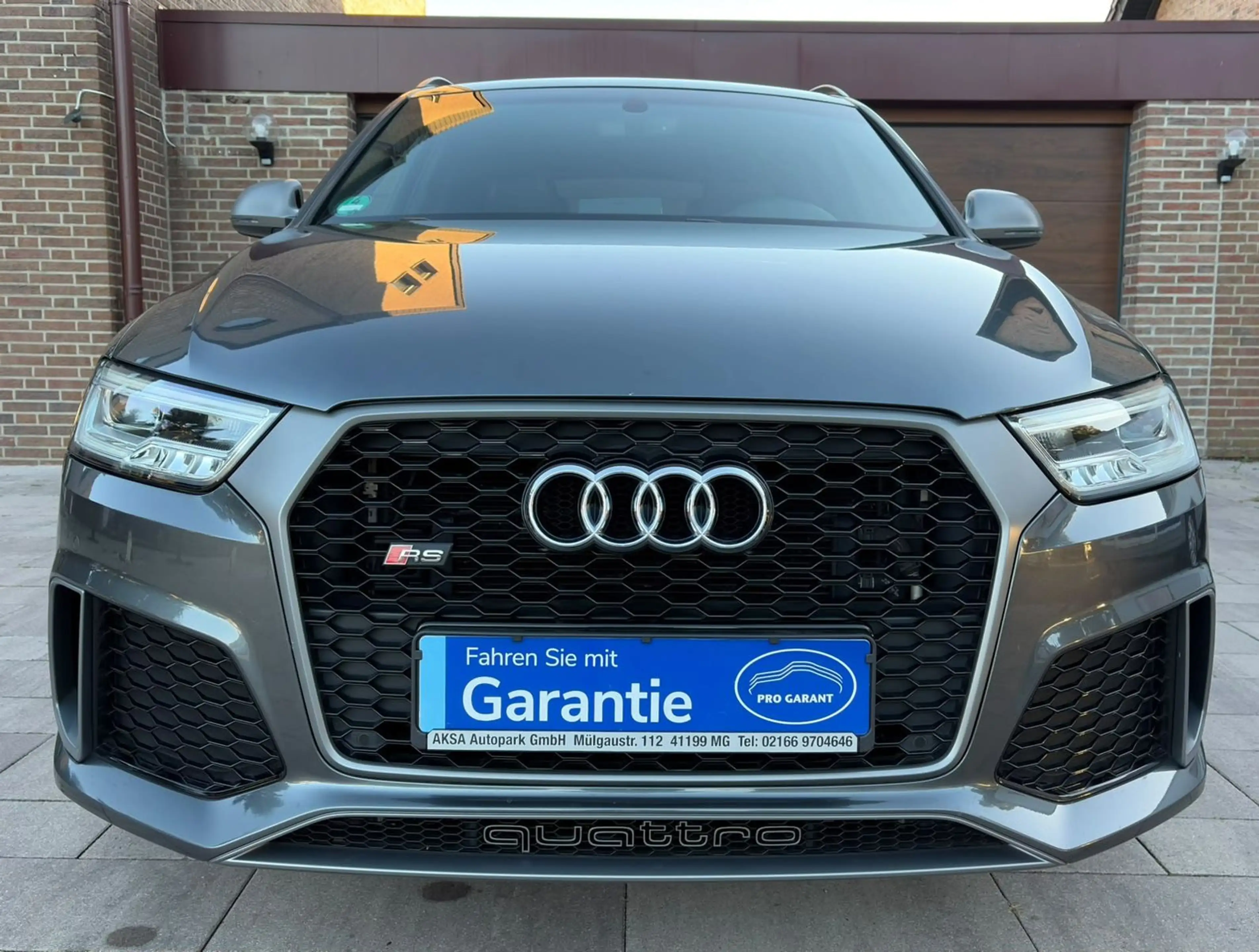 Audi RS Q3 RS Q3 2.5 TFSI quattro performance — photo 12