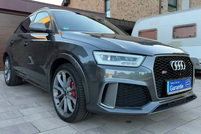 Audi RS Q3 RS Q3 2.5 TFSI quattro performance