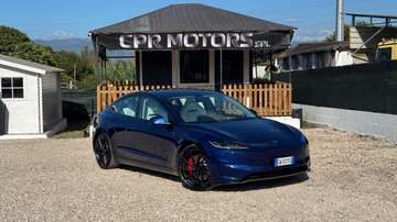 Performance awd AutoPilot full Optional