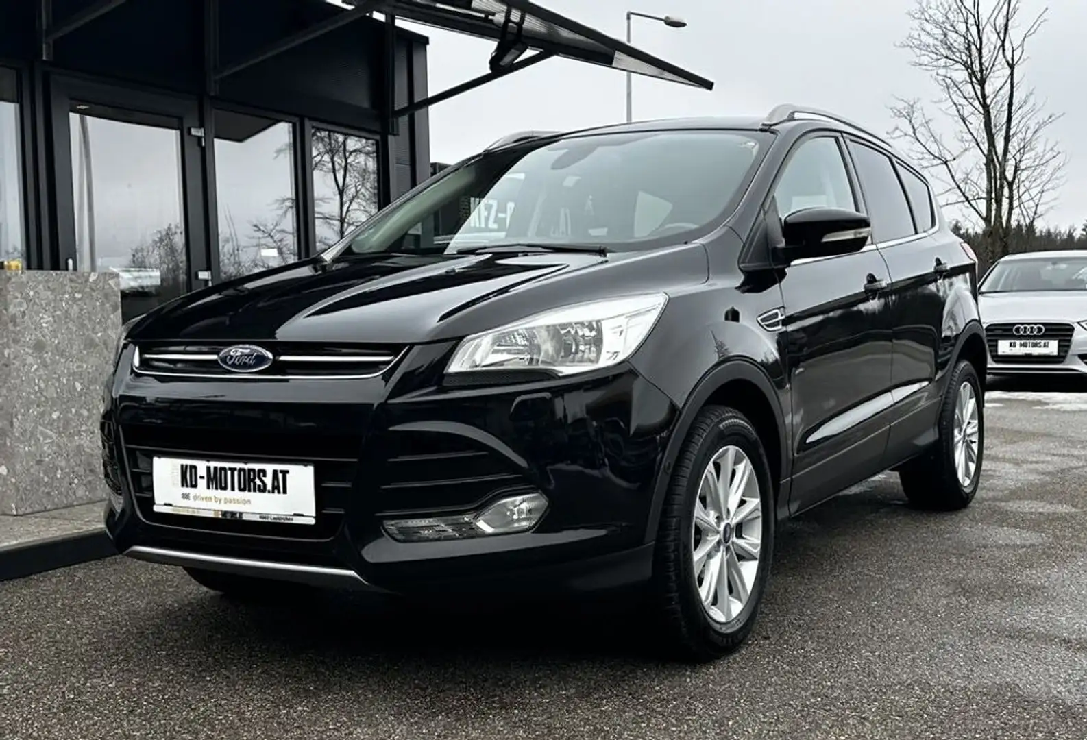 Ford Kuga 2,0 TDCi Titanium *Leder*Navi*SHZ*PDC* Schwarz - 1
