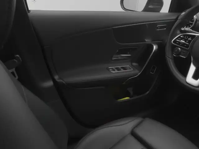 Mercedes-Benz A-Class view 22