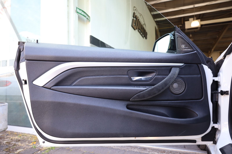 BMW 440 i xDrive Cabrio/M4Optik/OLED/HK/Airscarf/R20 — photo 14
