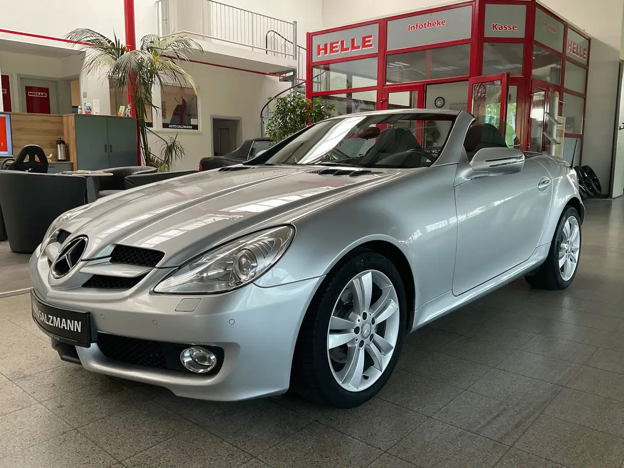 Mercedes-Benz SLK 200