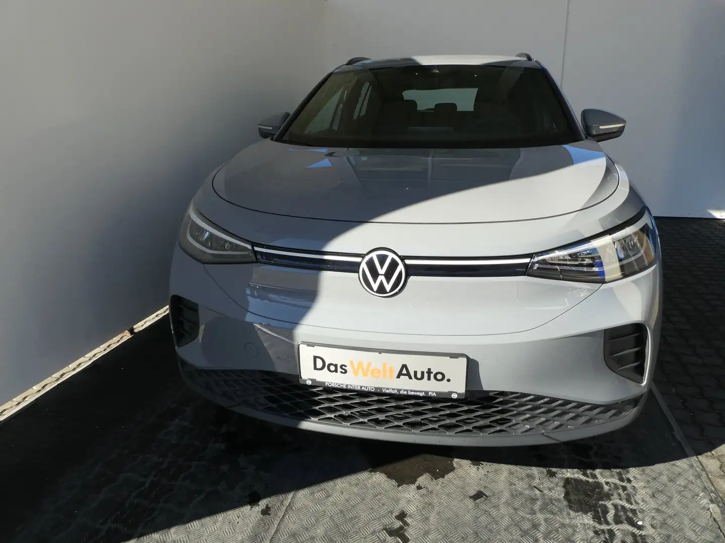 Volkswagen ID.4 Pure 125 kW Grau - 2