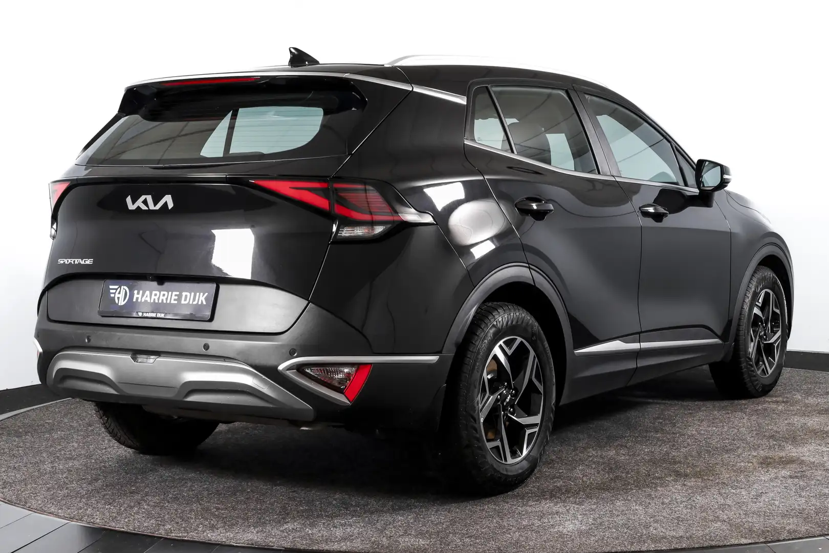 Kia Sportage 1.6 T-GDi MHEV 160 PK DynamicLine - Automaat | Dig Zwart - 2