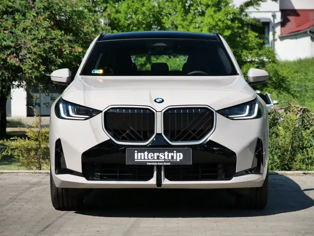 BMW X3 view 2