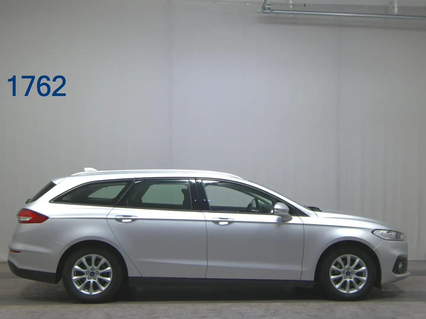 Ford Mondeo Turnier 2.0 EcoBlue ) Trend Navi Sound Серебристый - 1