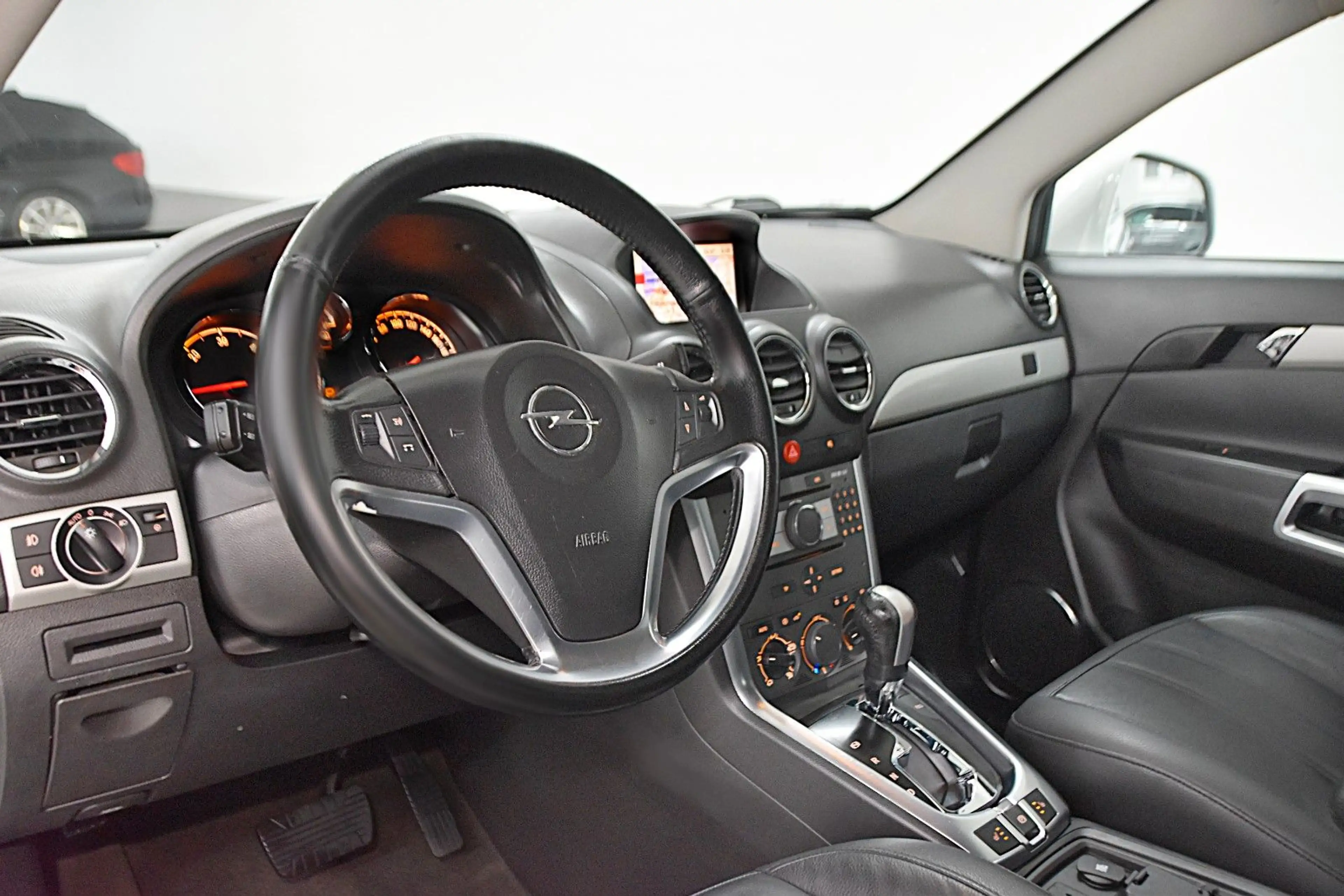 Opel Antara ANTARA 2.0 CDTI 4x4 COSMO*VOLLLEDER*XENON*NAVI* — photo 2