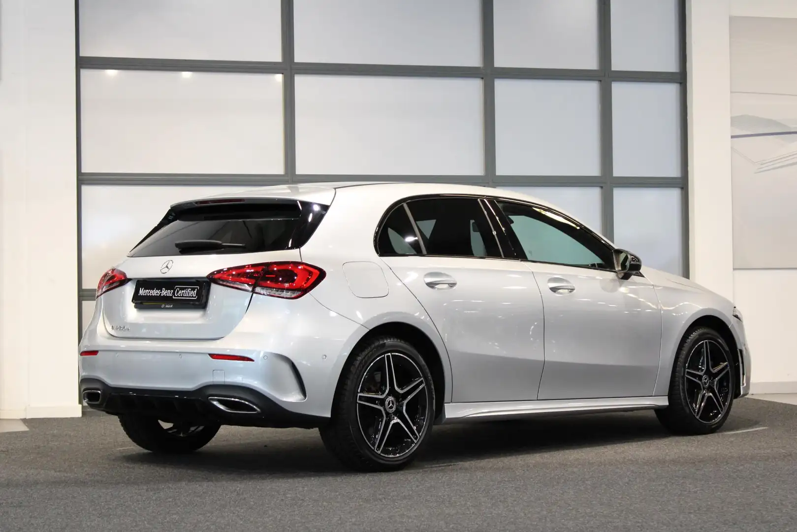 Mercedes-Benz A 250 Hatchback e Business Solution AMG Limited Gris - 2