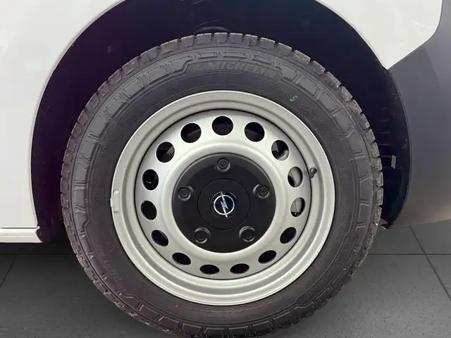 Opel Vivaro view 5