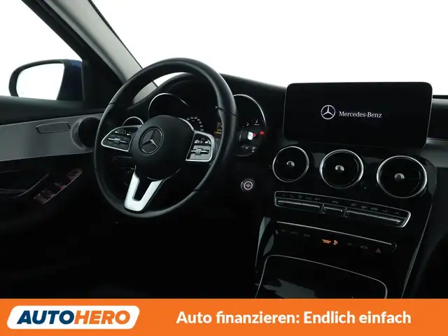Mercedes-Benz C-Class view 13