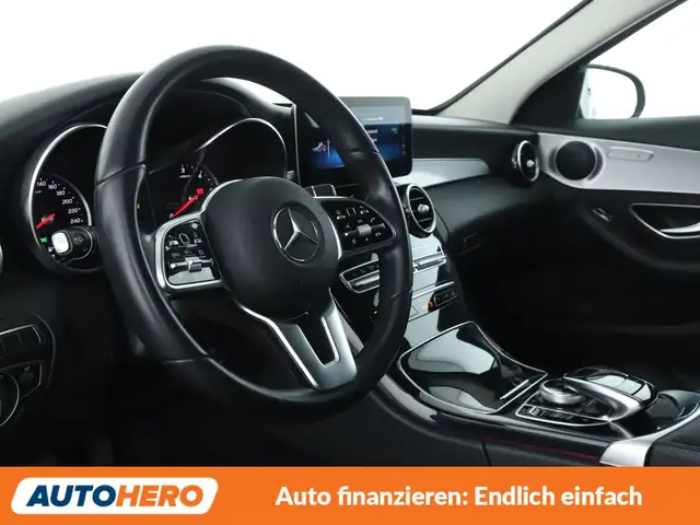 Mercedes-Benz C-Class view 11