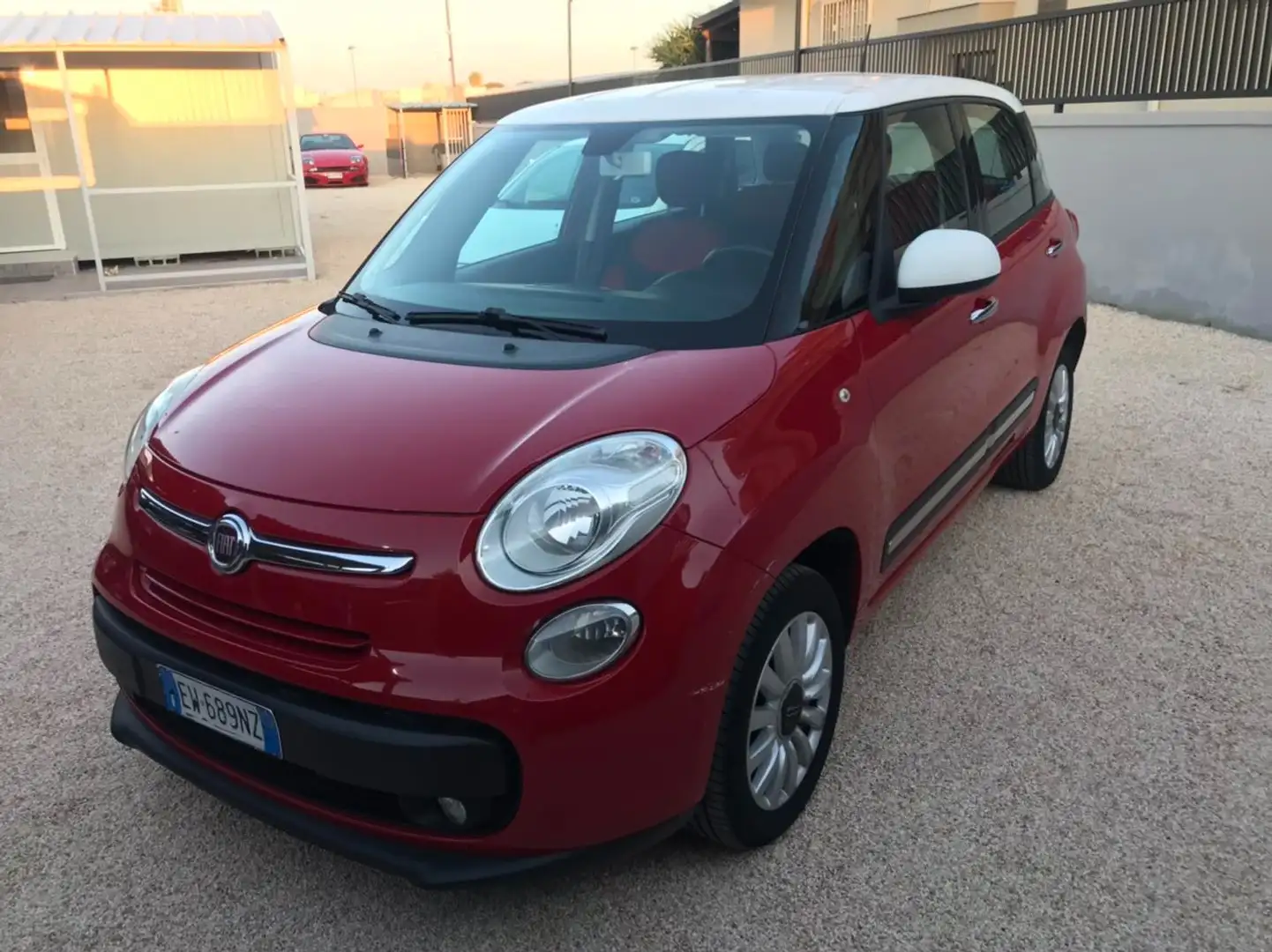 Fiat 500L 500L 0.9 t.air t. natural power Lounge 80cv Červená - 1