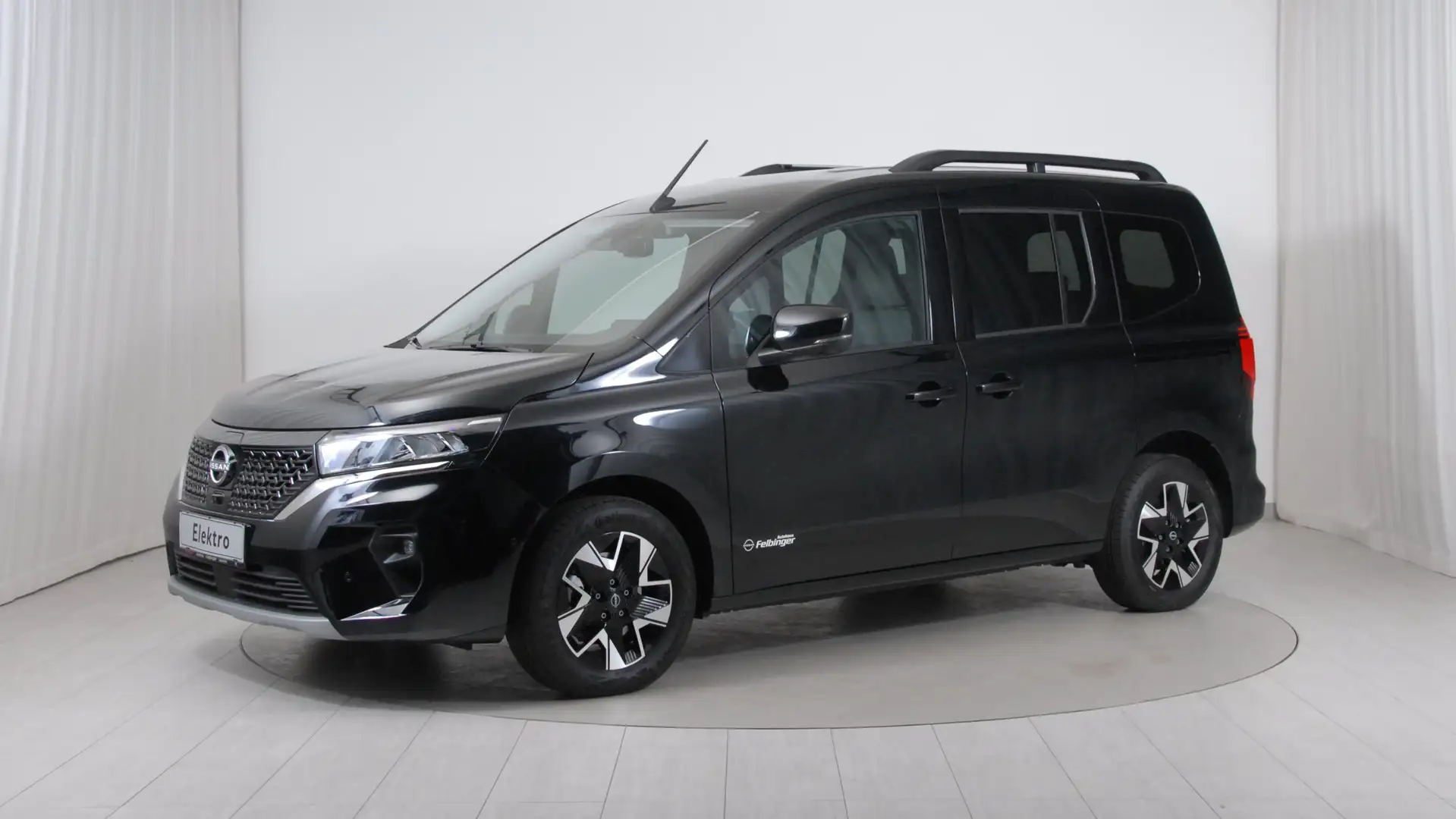 Nissan Townstar Tekna L1 44kWh *LED, Leder, Navi, Wärmepumpe* Чёрный - 2