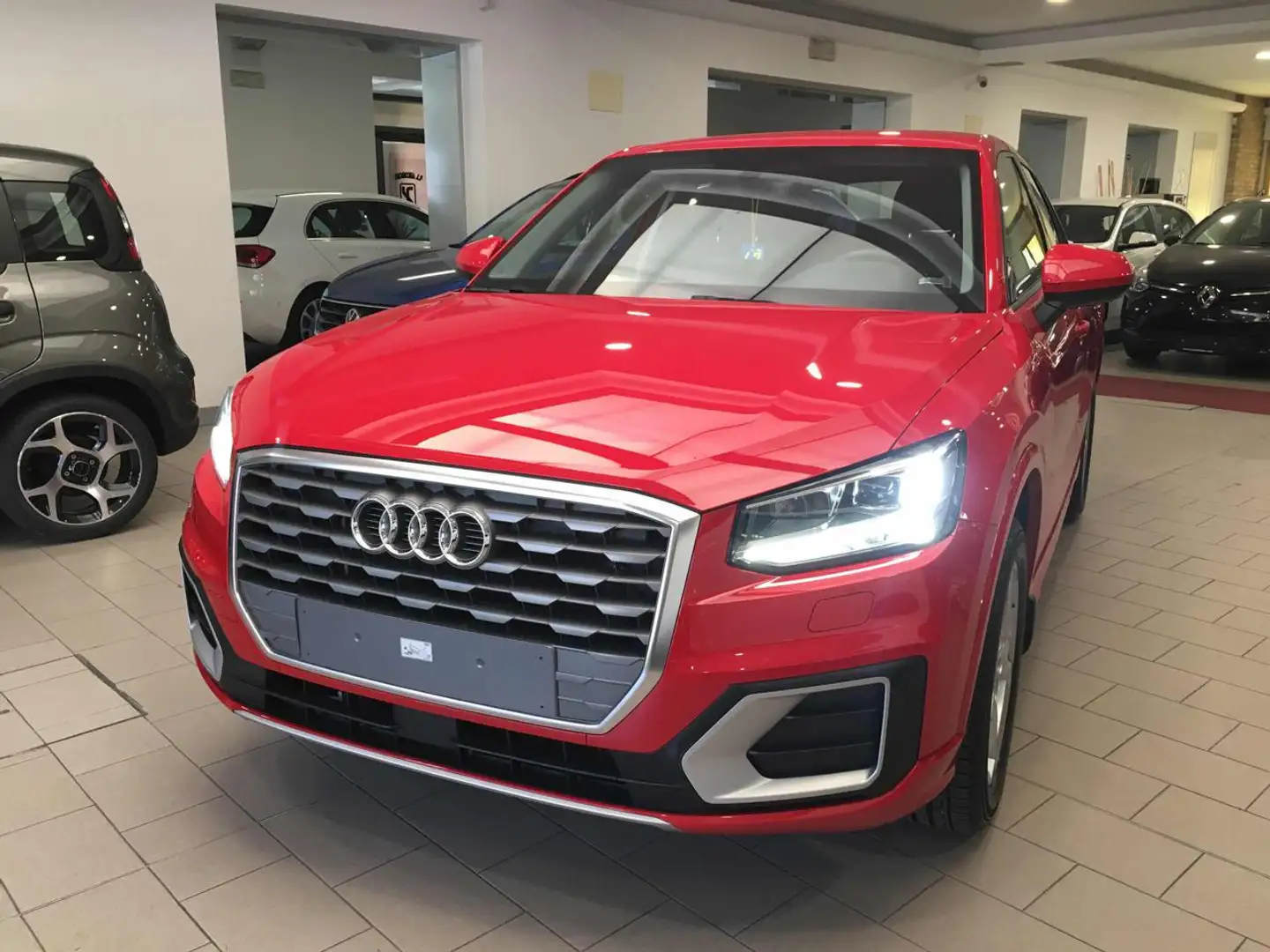 Audi Q2 30 TFSI 1.0 116CV S tronic Admired Rosso - 1