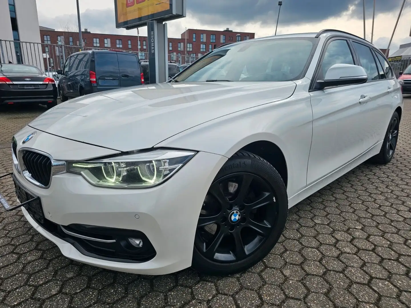 BMW 320 Baureihe 3 Touring 320 d Sport Line Blanc - 2