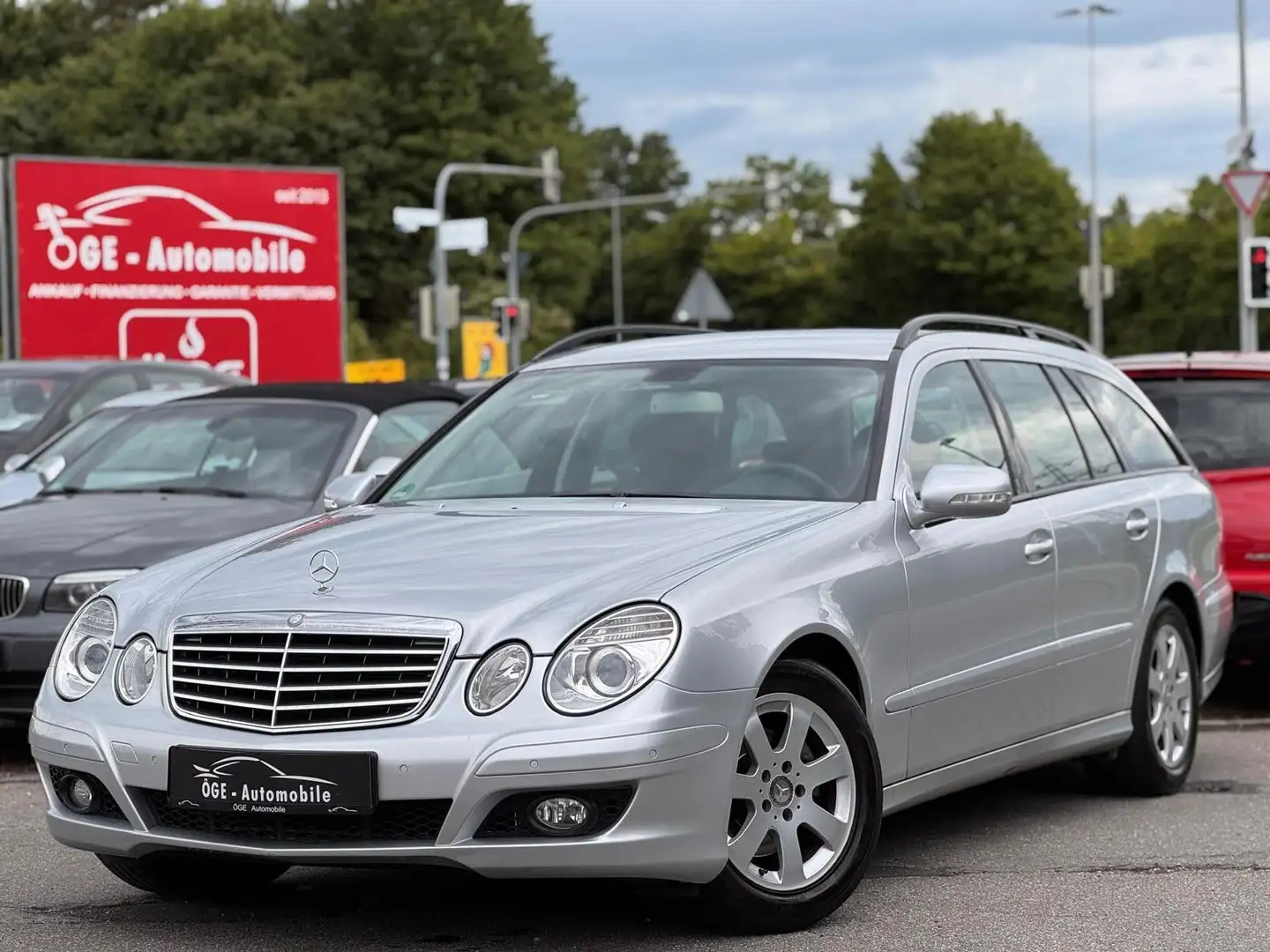 Mercedes-Benz E 200 T CDI E -Klasse/2.Hand/Facelift/Sitzh. Plateado - 1