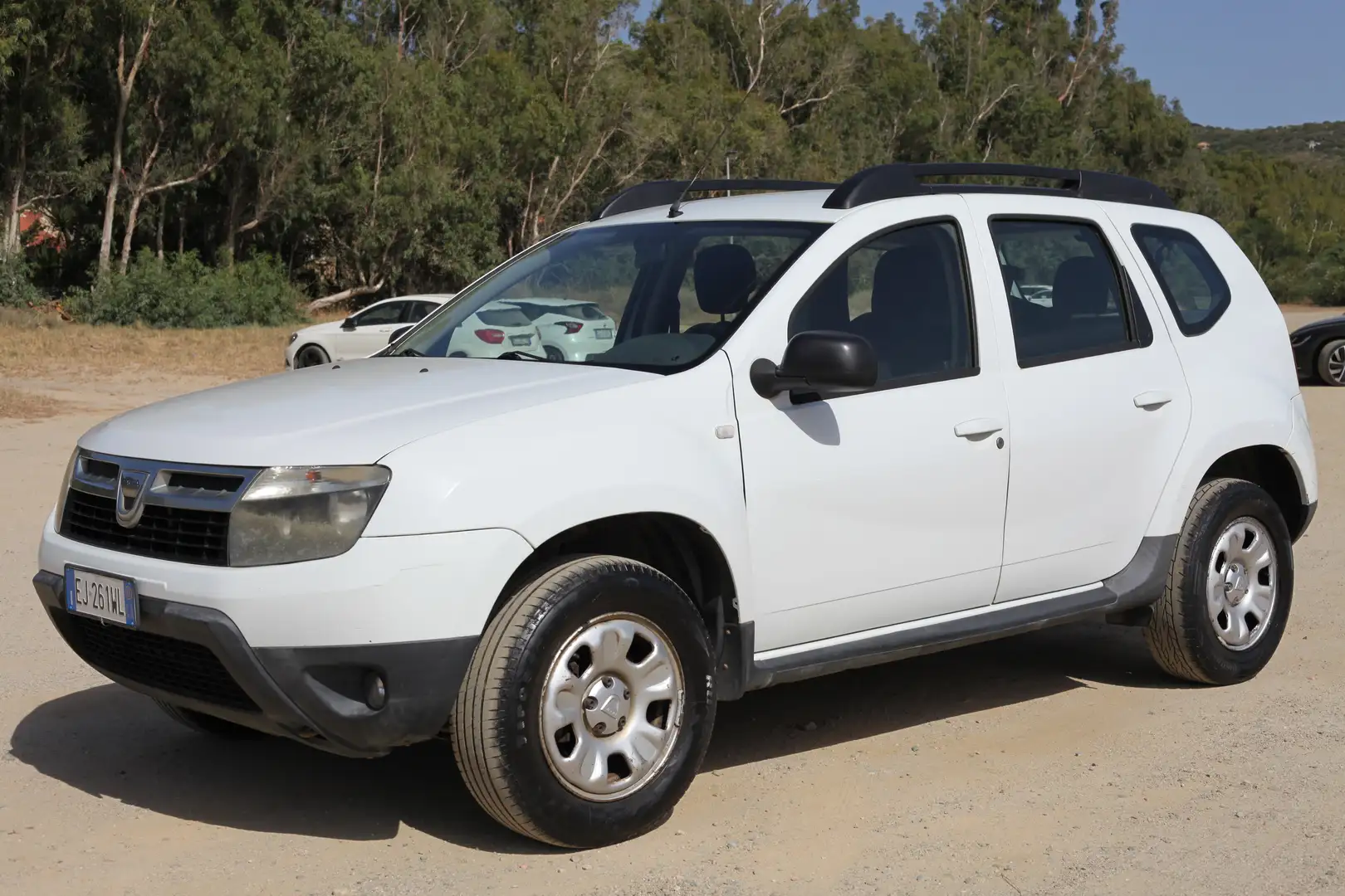 Dacia Duster Duster I 2010 1.5 dci Laureate 4x4 110cv Alb - 2