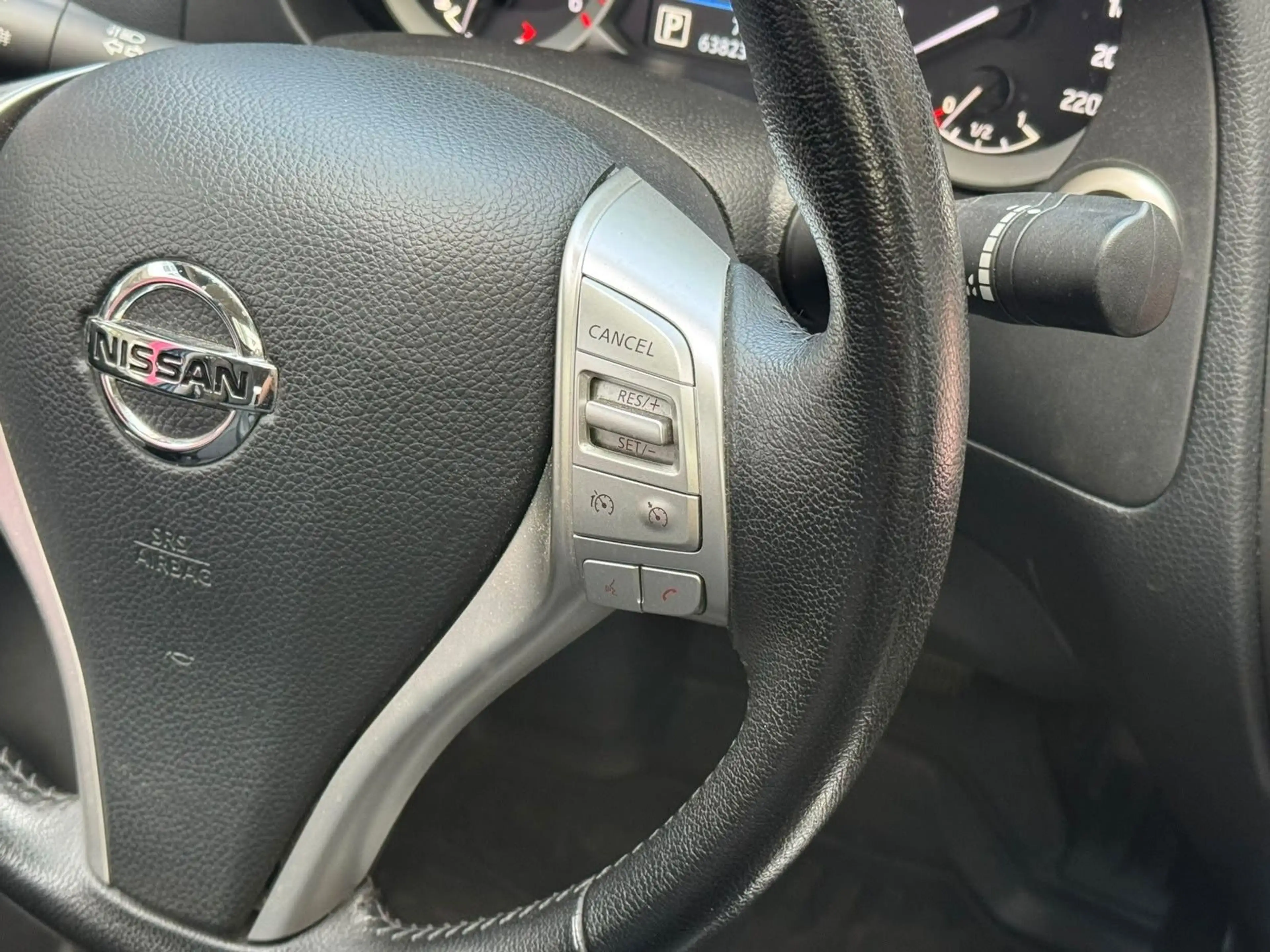 Nissan Navara NP300 N-Guard DoCa 4x4 AHK+360°+LED+DAB — photo 10