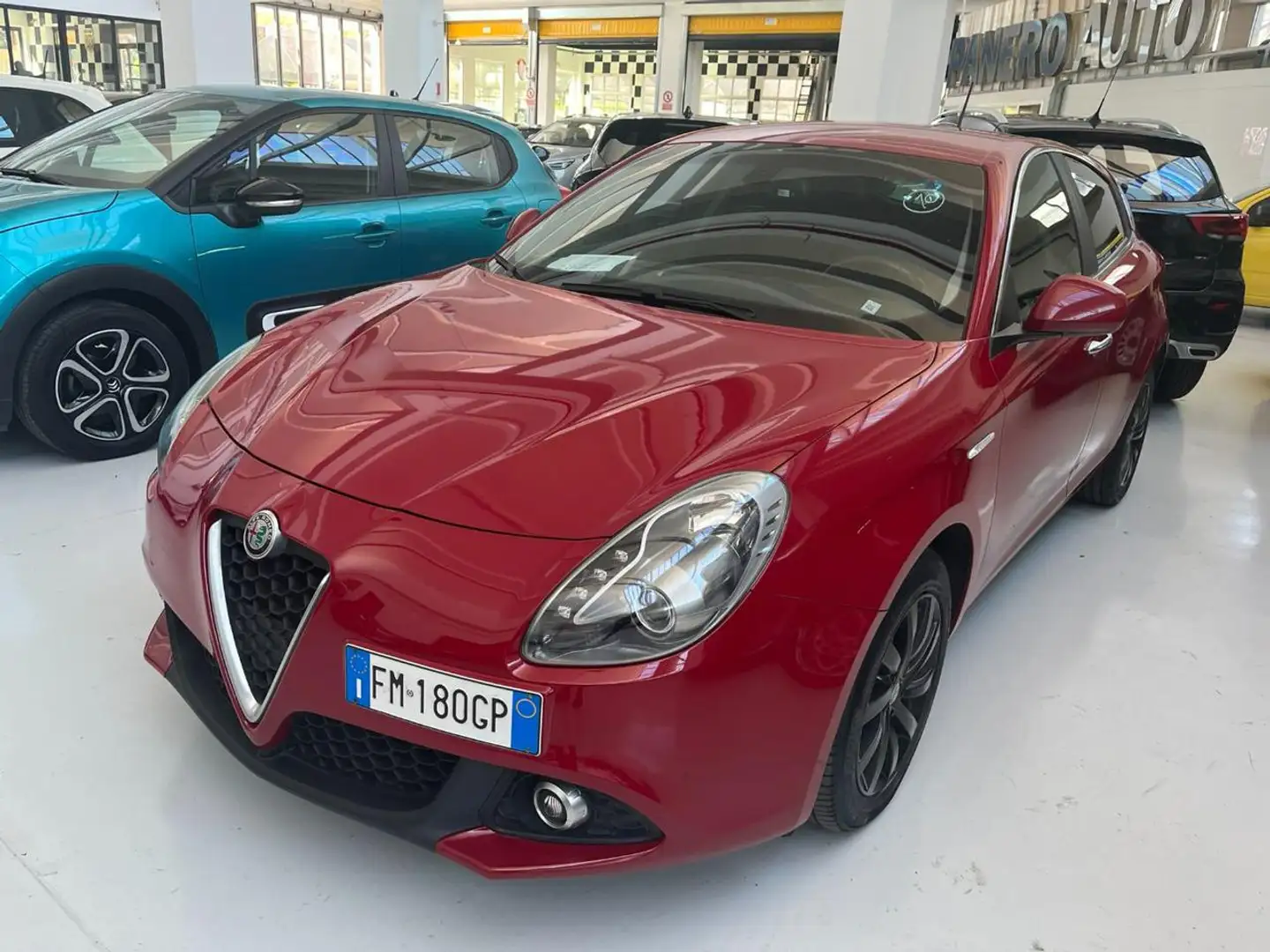 Alfa Romeo Giulietta 1.6 JTDm TCT 120 CV Super cambio automatico Rouge - 2